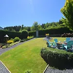Ferienhaus Jacuzzi Retreat, Ardennes *