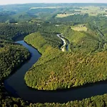 Vakantiehuis Jacuzzi Retreat, Ardennes Filly