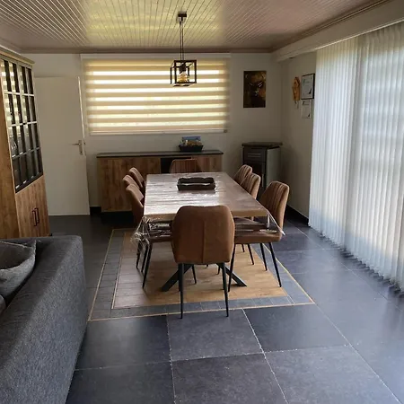 Jacuzzi Retreat, Ardennes *