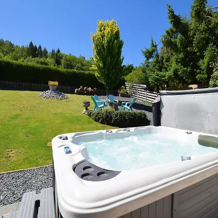 Jacuzzi Retreat, Ardennes *