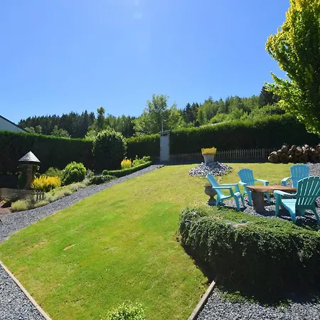 Ferienhaus Jacuzzi Retreat, Ardennes *