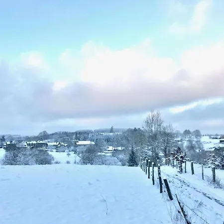Jacuzzi Retreat, Ardennes Ferienhaus Filly