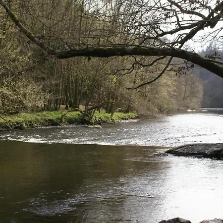 Jacuzzi Retreat, Ardennes Сasa de vacaciones