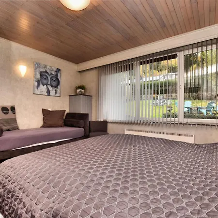 Luxurious With Jacuzzi